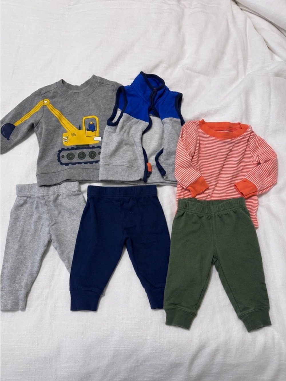 Carter's 6 piece mix and match set